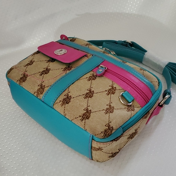 FREE SHIPPING 💕 U.S POLO ASSN. Crossbody Bag - Picture 4 of 7